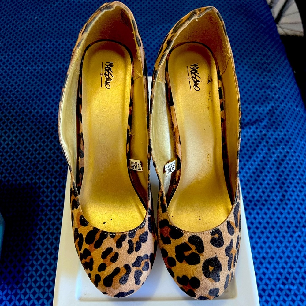 Massing Leopard Heels